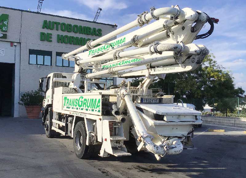 27m-Trasera2-BombaHormigon-VENTA